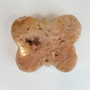 🦋 Pink Amethyst Butterfly Carving – Transformation, Love & Emotional Healing